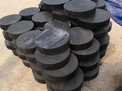 沁水县板式橡胶支座由若干层橡胶片与薄钢板经加压硫化
